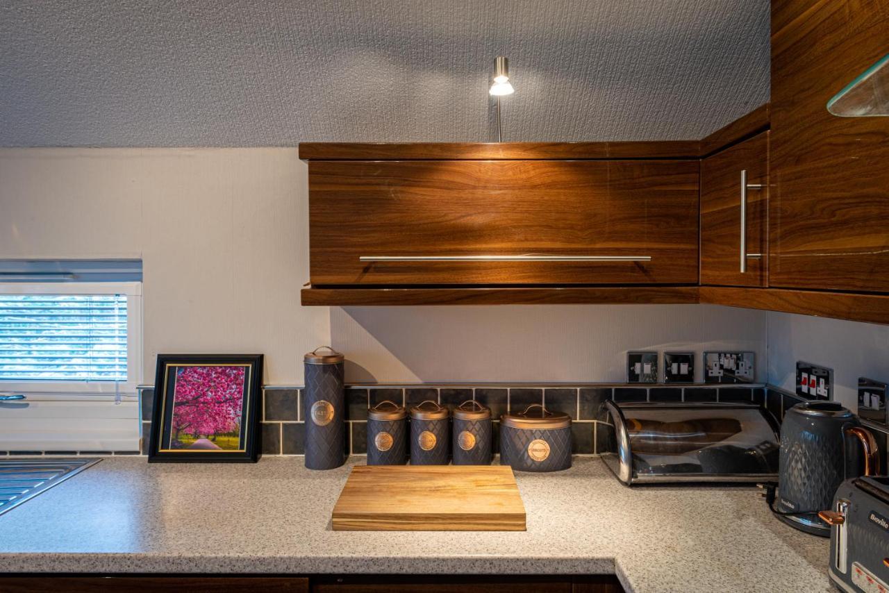 9B Arnside South Lakeland By Waterside Holiday Lodges 칸포스 외부 사진